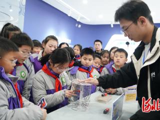 河北省轴承学会首届中小学生科普展在临西举办