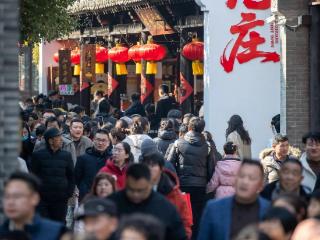 大年初一，台儿庄古城年味爆棚！逛庙会、赏非遗、品美食，沉浸式过中国年