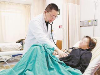 春节我在岗 | 除夕坚守岗位 为生命“守岁”