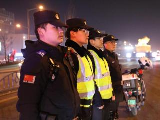 春节我在岗|护航平安春运 东海交警夜查酒驾不“打烊”