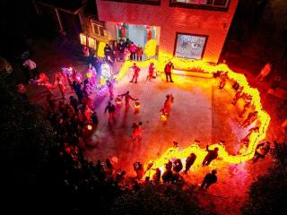 庐江：千年龙灯舞动新春，非遗民俗“燃”动古村落