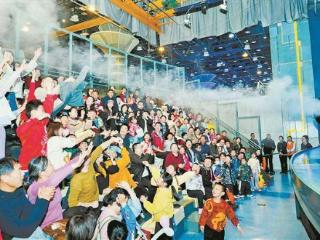 【网络中国节·春节】厦门科技馆：科学大餐魅力足