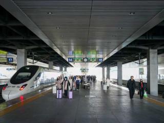 新春返程：带着温暖 再次出发