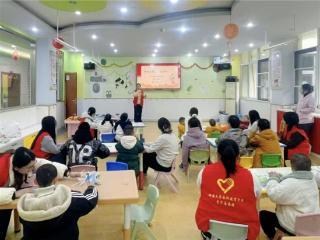 冬日暖童心，江苏大学学子赴儿童福利院传新春暖意