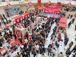 江苏新沂：春风送岗暖民心 双线发力促就业