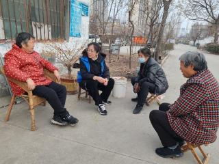 济宁市任城区南张街道悦来社区：走访慰问暖桑榆 心理宣讲护安康