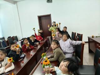 【童享精彩冬日】济南市莱芜区凤城街道新甫社区：巧手生花 童心向阳