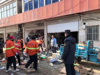 有一种年味叫坚守｜ 春节守护不打烊，市容保障暖人心