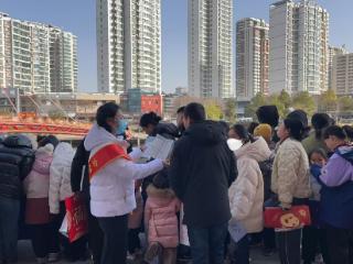 招商银行临沂分行开展岁末年初防范非法金融活动宣传