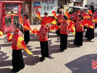 宁晋县大陆村镇赵平邱村开展新春民俗文化活动