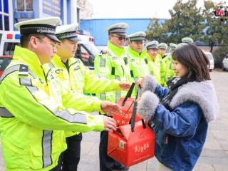 2026“温暖義家”再启程 致敬岛城“不停摆”城市卫士