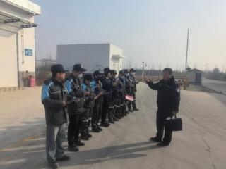 警企携手反邪教 平安宣传入企业——济南市公安局莱芜分局口镇派出所开展反邪教宣传活动