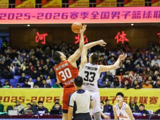 石家庄翔蓝主场不敌长沙勇胜