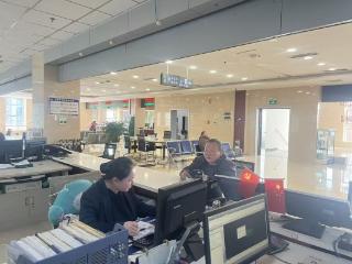 济宁市泗水县住建局：“一站式”服务 “小窗口”心系百姓