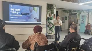 银龄智享助跨越，青矜力行暖人心