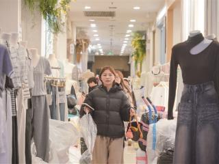 杭州环北丝绸服装城火热开市