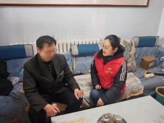 济南市莱芜区凤城街道吕花园社区开展学雷锋关爱残疾人志愿服务活动