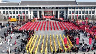 骏马奔腾报春来 民俗盛宴惠万家——第29届平度市春节民间广场文艺汇演隆重举行