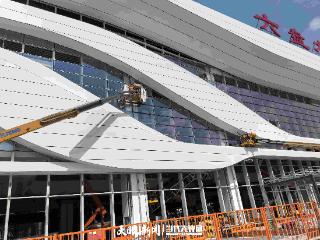 六盘水站站房及站改项目全力冲刺投用目标