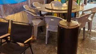 就餐女孩突然发病抽搐,“六安好人”第一时间出手救人