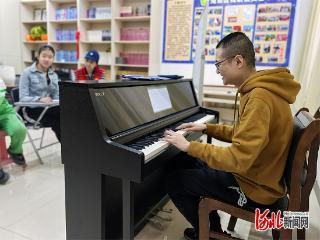 “星星的孩子”在音乐中更闪亮