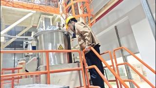 广西中烟辊压法薄片试验线调试工作正式启动