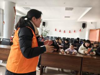 东亭社区：猜灯谜庆元宵 传统文化润童心