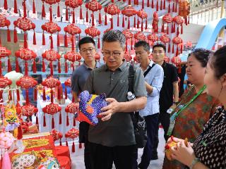 市场监管部门精准帮扶助力黎侯虎“持证上岗”