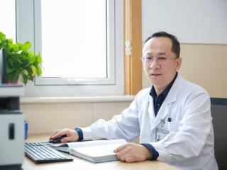 让NBA球星库里休战多场的“跑步膝”到底是啥？烟台毓璜顶医院专家详解：十名跑者可能有三人会患