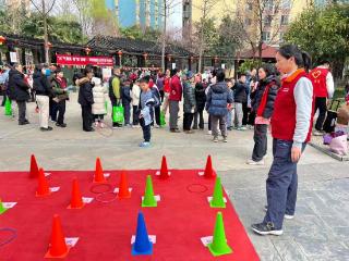 “元”气满满 春“锋”送暖‍——西安枫叶惠欣社区开展学雷锋暨元宵节主题活动