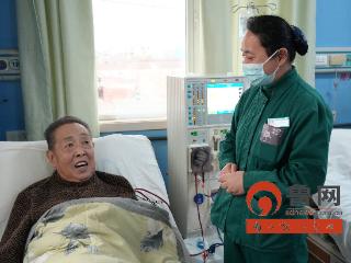 烟台市蓬莱人民医院：三首诗两年情 血透室里的“诗与远方”
