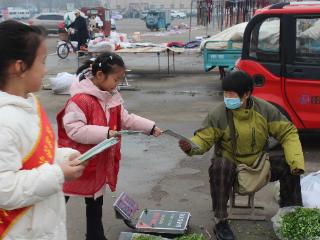 东营市垦利区开展“小小普法宣传员赶大集”活动