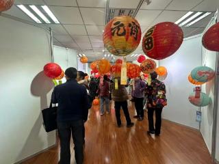 元宵暖意融情，金融守护银发幸福——民生银行贵阳北京路支行开展反假货币宣传活动