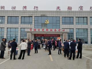 金湖县戴楼街道：“星火相汇”学雷锋 便民服务暖人心