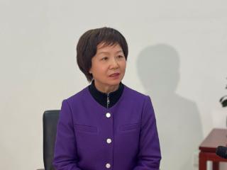 全国政协委员李霞：建议统一新能源汽车换电标准 完善补能体系