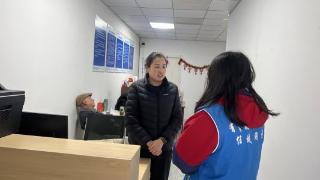 济宁市任城区南张街道悦诚社区：网格员协调解民忧