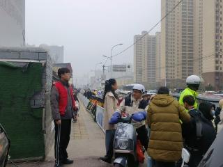 济宁市任城区李营街道苗营社区开展“弘扬雷锋精神·网格在行动”志愿服务活动