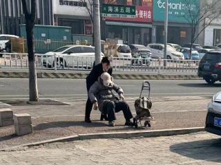 建行日照铁路支行：以善扶危，以行担当