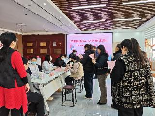 情暖三八节 服务暖民心——上高街道华郡社区开展“三八”国际妇女节主题活动