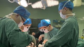 小叶医探 | 21例手术背后的生命接力：13个家庭的重生，8双眼睛里的春天