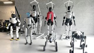 租金两块钱一分钟 “共享机器人”即将入驻杭州商场、电影院