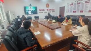 济宁市泗水县柘沟镇组织年轻干部观看《雷锋是谁》——让雷锋精神在基层绽放新光芒