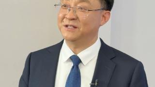 全国人大代表刘庆峰：未来AI硬件会走进千家万户