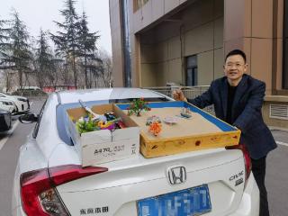 方寸之间 摆渡童心——泰城“沙盘叔”用一方沙盘叩开千扇心门