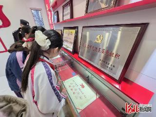 石家庄市裕华西路小学开展“学雷锋 践初心”主题研学活动