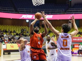 石家庄翔蓝主场不敌合肥狂风