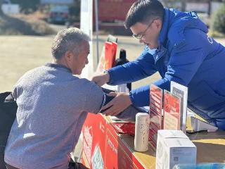 跨越数字鸿沟 温暖银发心田——中国移动安徽公司开展银发服务活动