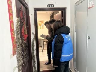 济宁市任城区安居街道居礼社区开展“春日踏青，文明出行”宣传活动