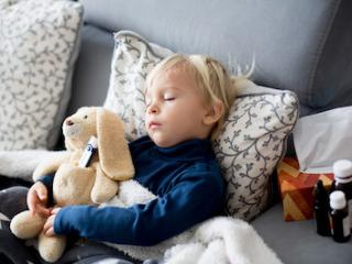 宝宝咳嗽痰多老不好，痰多排不出？别急试试这几招