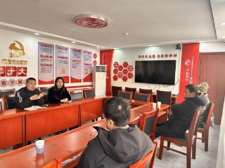 济南市莱芜区凤城街道万福园社区：义务巡逻治乱象 居民共治护家园